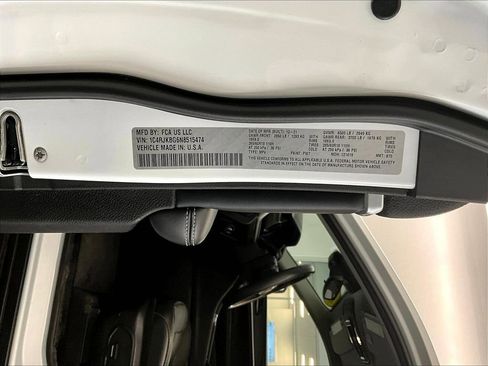 Used 2022 Jeep Grand Cherokee L Limited image 35