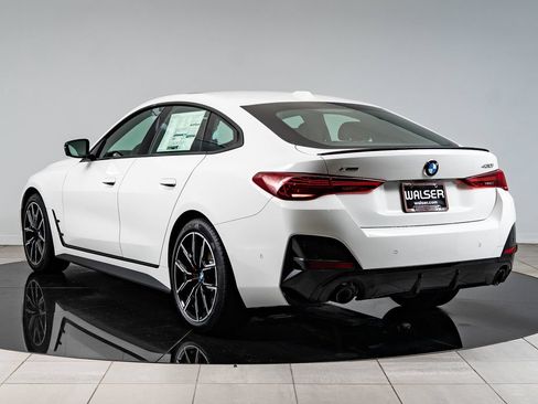 New 2026 BMW 430i xDrive w/ M Sport Package AWD/4WD image 6