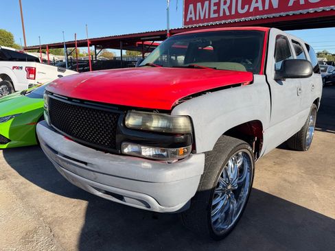 Used 2001 Chevrolet Tahoe LS w/ LS Preferred Equipment Group image 1