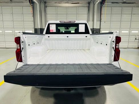 Used 2020 Chevrolet Silverado 1500 W/T w/ Trailering Package image 9