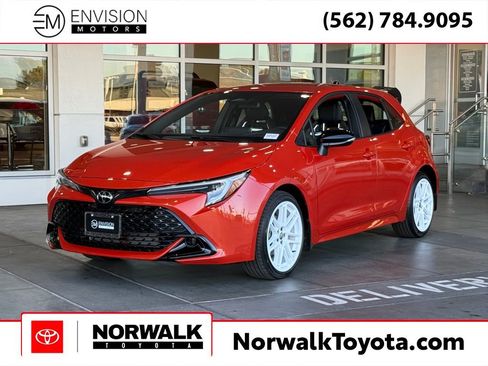 New 2026 Toyota Corolla SE image 1