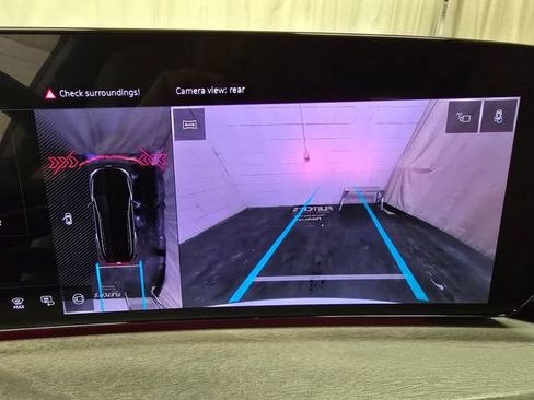 Used 2025 Audi Q5 Premium Plus w/ Premium Plus image 23