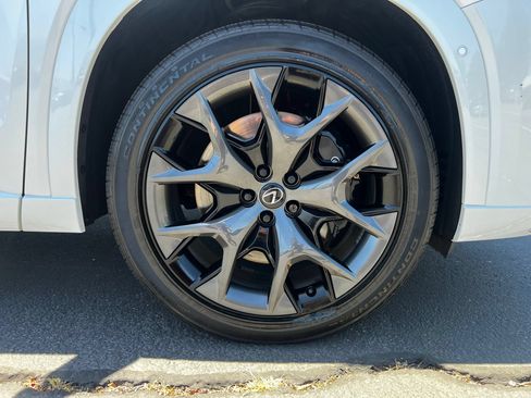 Used 2025 Lexus TX 500h AWD w/ Technology Package image 30