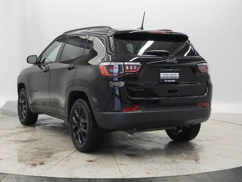 New 2026 Jeep Compass Latitude image 6