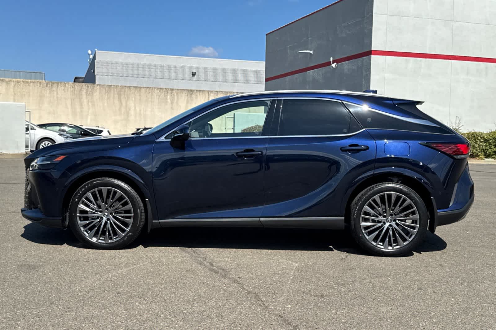 Certified 2024 Lexus RX 450h AWD w/ Convenience Package image 9