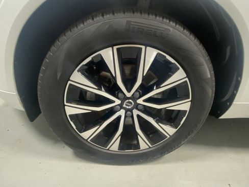 Used 2023 Volvo XC60 B5 Core w/ Climate Package image 5