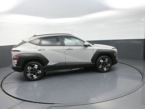 Used 2025 Hyundai Kona SEL AWD/4WD image 12