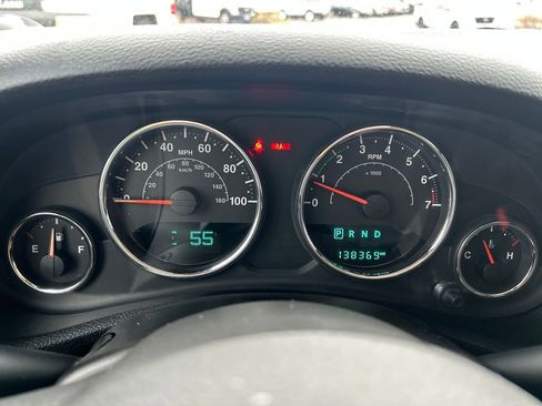 Used 2015 Jeep Wrangler Unlimited Sport w/ Connectivity Group AWD/4WD image 20