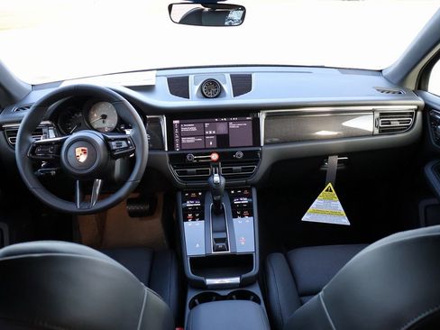 New 2026 Porsche Macan S image 19