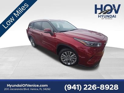 Used 2023 Toyota Highlander Platinum
