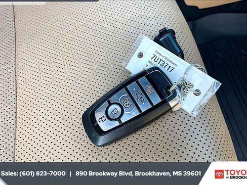 Used 2023 Ford F150 Lariat w/ Equipment Group 502A High AWD/4WD image 9
