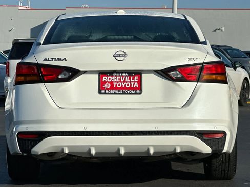 Used 2023 Nissan Altima 2.5 SV image 8