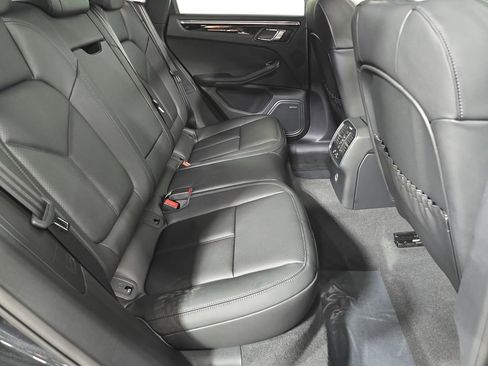 New 2026 Porsche Macan image 26