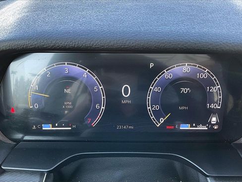 Certified 2024 Jeep Grand Cherokee L Laredo image 21