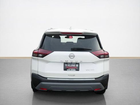 Certified 2023 Nissan Rogue SV w/ SV Premium Package image 4