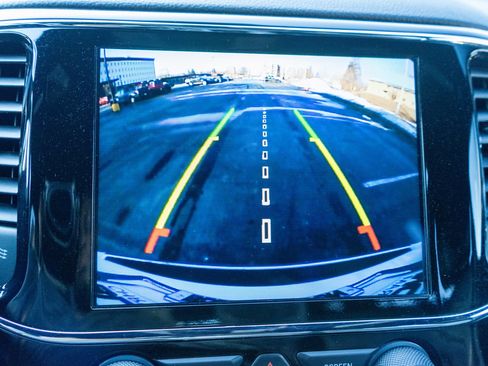 Used 2021 Jeep Grand Cherokee Limited w/ Trailer Tow Group IV image 19