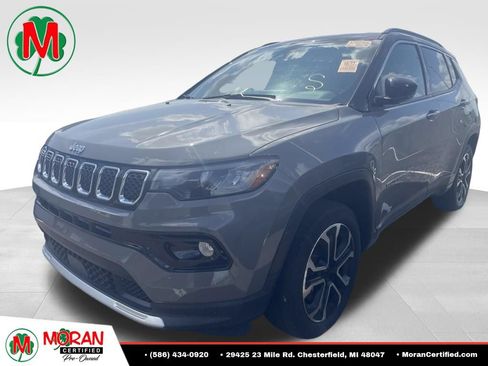 Used 2023 Jeep Compass Limited AWD/4WD image 1