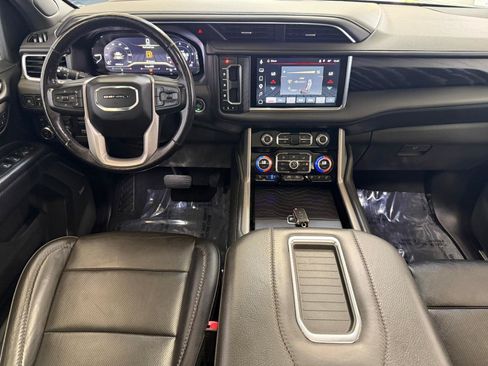 Used 2022 GMC Yukon XL Denali w/ Denali Ultimate Package AWD/4WD image 32