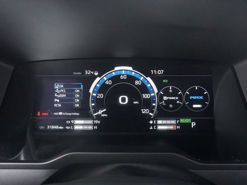 Used 2024 Toyota Sequoia Platinum image 5