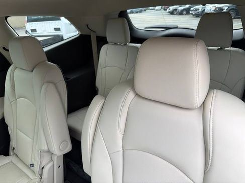 Used 2023 Buick Enclave Premium w/ Experience Buick Package AWD/4WD image 7