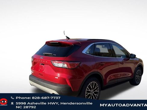 Used 2022 Ford Escape Titanium w/ Titanium Premium Package image 5