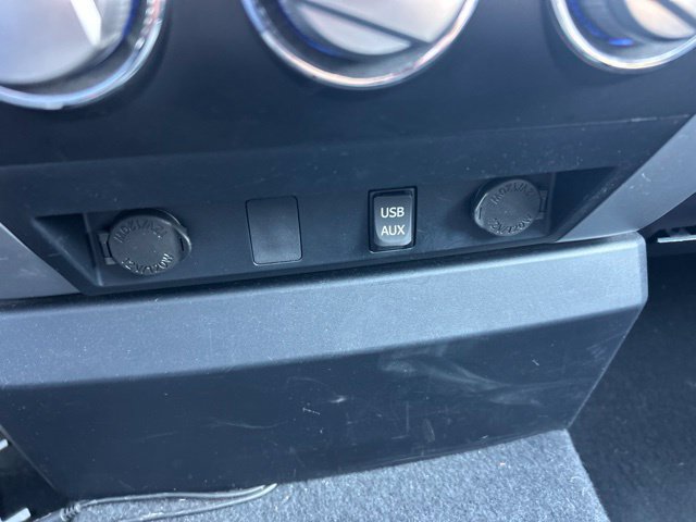 Used 2018 Toyota Tundra SR5 RWD image 16
