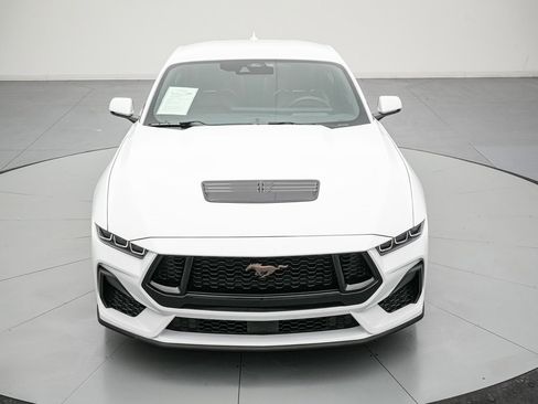 Certified 2025 Ford Mustang GT Premium image 9