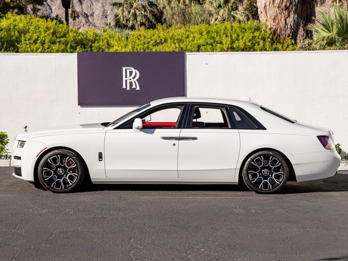 Used 2023 Rolls-Royce Ghost Black Badge w/ Black Badge Ghost Package AWD/4WD image 3