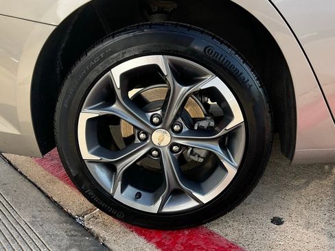 Used 2024 Chevrolet Malibu LT image 9