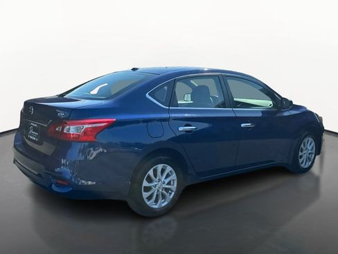 Used 2018 Nissan Sentra SV FWD image 3