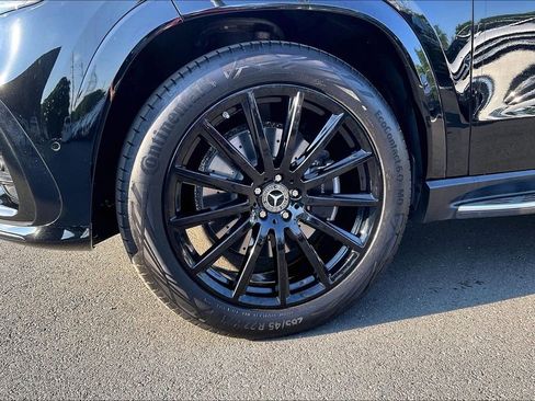 Certified 2024 Mercedes-Benz GLS 580 4MATIC image 8