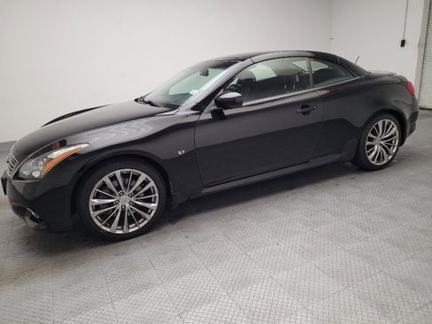 Used 2014 INFINITI Q60 Convertible w/ Premium Package RWD image 2