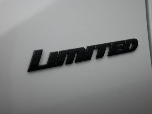 Used 2023 Toyota Tacoma Limited AWD/4WD image 10