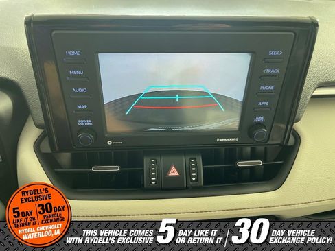 Used 2021 Toyota RAV4 XLE Premium AWD/4WD image 27