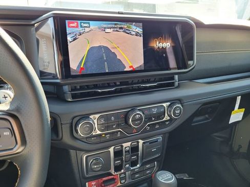 New 2025 Jeep Wrangler Unlimited Rubicon 392 image 11