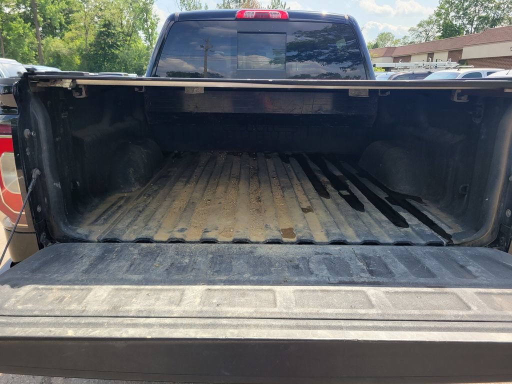 Used 2017 GMC Sierra 1500 SLT w/ All Terrain Package AWD/4WD image 21