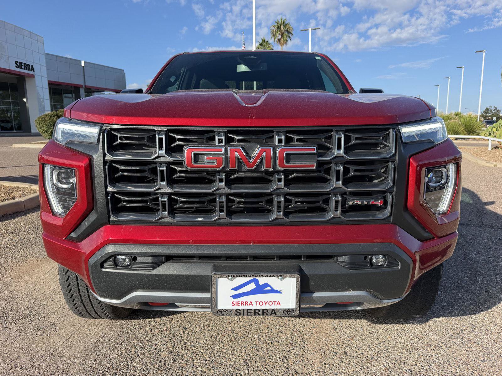 Used 2025 GMC Canyon AT4 w/ Nightfall Edition AWD/4WD image 10