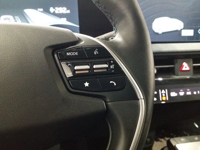 Used 2024 Kia EV6 Wind w/ Wind Technology Package AWD/4WD image 5