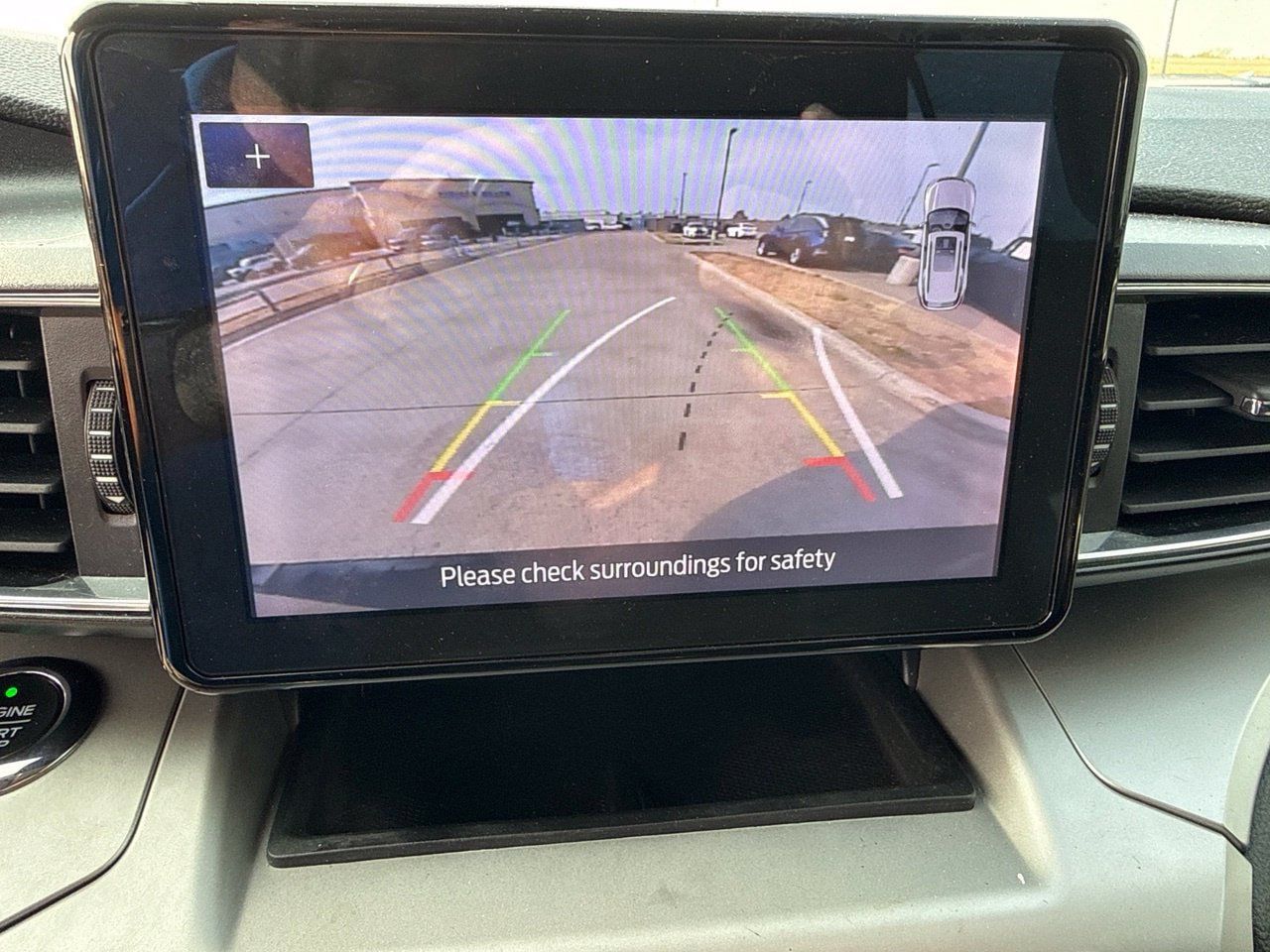 Used 2020 Ford Explorer XLT w/ Equipment Group 202A RWD image 27