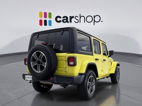 Used 2023 Jeep Wrangler Unlimited Sahara image 5