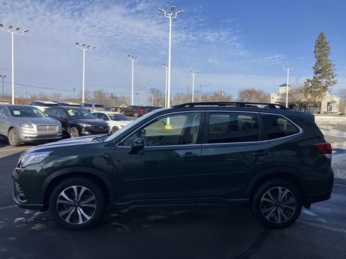 Used 2023 Subaru Forester Limited image 3