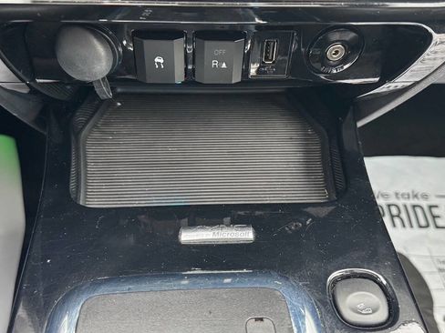Used 2009 Ford Escape Limited AWD/4WD image 20