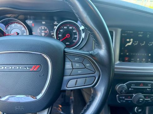 Used 2023 Dodge Charger SXT RWD image 17