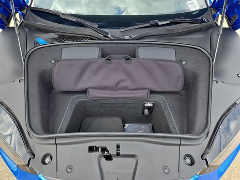 Certified 2023 Audi R8 V10 performance w/ Premium Package image 12