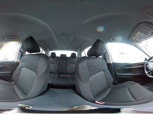 Used 2025 Toyota Camry LE image 42