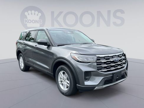 New 2026 Ford Explorer Active AWD/4WD image 2