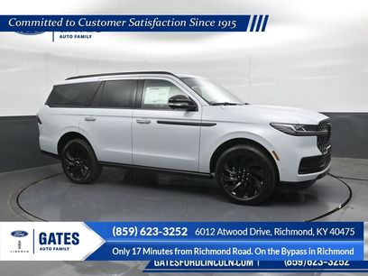 New 2025 Lincoln Navigator Reserve w/ Jet Appearance Package