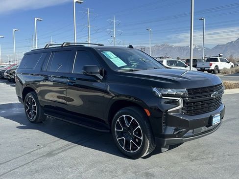 Certified 2024 Chevrolet Suburban RST w/ Luxury Package image 28