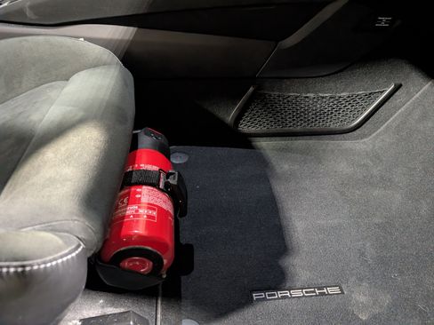 Certified 2021 Porsche 718 Cayman GT4 RWD image 26