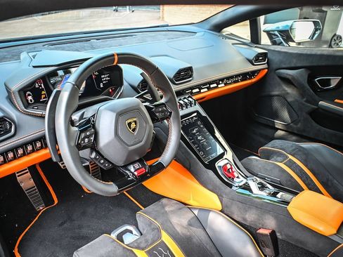 Used 2024 Lamborghini Huracan Tecnica RWD image 13